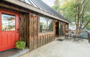 Lake Arrowhead Lake View Getaway - Lake Arrowhead, California