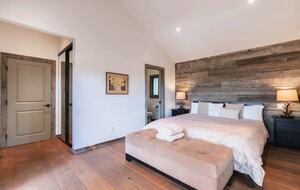 Lake Arrowhead Lake View Getaway - Lake Arrowhead, California