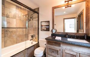 Lake Arrowhead Lake View Getaway - Lake Arrowhead, California