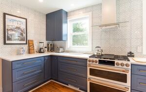 Stunning Renovated 1837 Farmhouse - Bellefonte, Pennsylvania