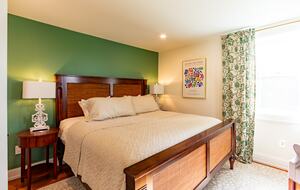 Stunning Renovated 1837 Farmhouse - Bellefonte, Pennsylvania