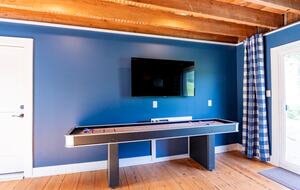 Stunning Renovated 1837 Farmhouse - Bellefonte, Pennsylvania