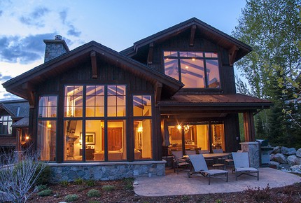 Rendezvous Lodge