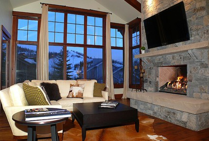 Rendezvous Lodge