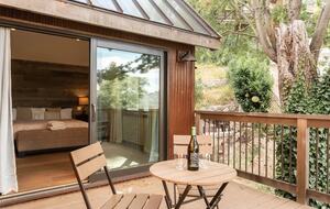 Lake Arrowhead Lake View Getaway - Lake Arrowhead, California