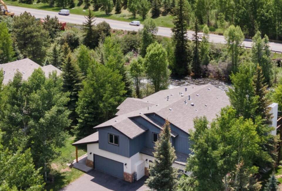 River Ranch Ski Chalet - Edwards, Colorado