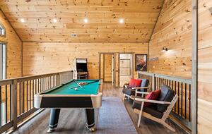 Luxury Cabin GETAWAY-Location-View-HotTub+more - Sevierville, Tennessee