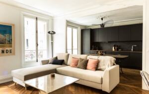 Renovated Haussmannian Apartment Near Rue Des Martyrs - Paris, France