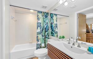 Sea Side Dreams at Ocean Pointe Resort in Key Largo - Tavernier, Florida