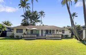 Kai Mele | Beachside Bungalow - Kailua, Hawaii