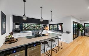 Gourmet kitchen and servery to Alfresco 12-seater dining table