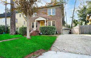 Historic Charm, Modern Comfort - Jacksonville, Florida