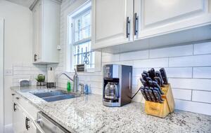 Historic Charm, Modern Comfort - Jacksonville, Florida