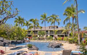 Big Kahuna Stunning Retreat - Waikoloa Village, Hawaii