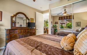 Big Kahuna Stunning Retreat - Waikoloa Village, Hawaii