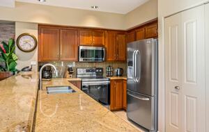 Big Kahuna Stunning Retreat - Waikoloa Village, Hawaii