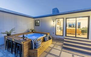 The Wildflower Haus- GORGEOUS Texas Hill Country! - Fredericksburg, Texas