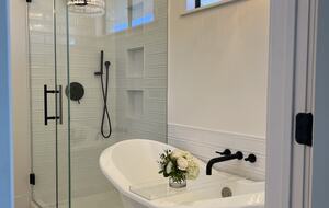 The Wildflower Haus- GORGEOUS Texas Hill Country! - Fredericksburg, Texas