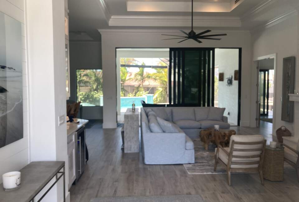 Waterfront Sanctuary at the Tip of the Canal | Marco Island - Marco Island, Florida