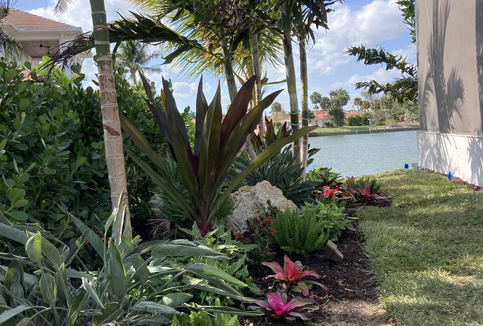 Waterfront Sanctuary at the Tip of the Canal | Marco Island - Marco Island, Florida
