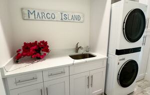 Waterfront Sanctuary at the Tip of the Canal | Marco Island - Marco Island, Florida