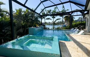 Waterfront Sanctuary at the Tip of the Canal | Marco Island - Marco Island, Florida