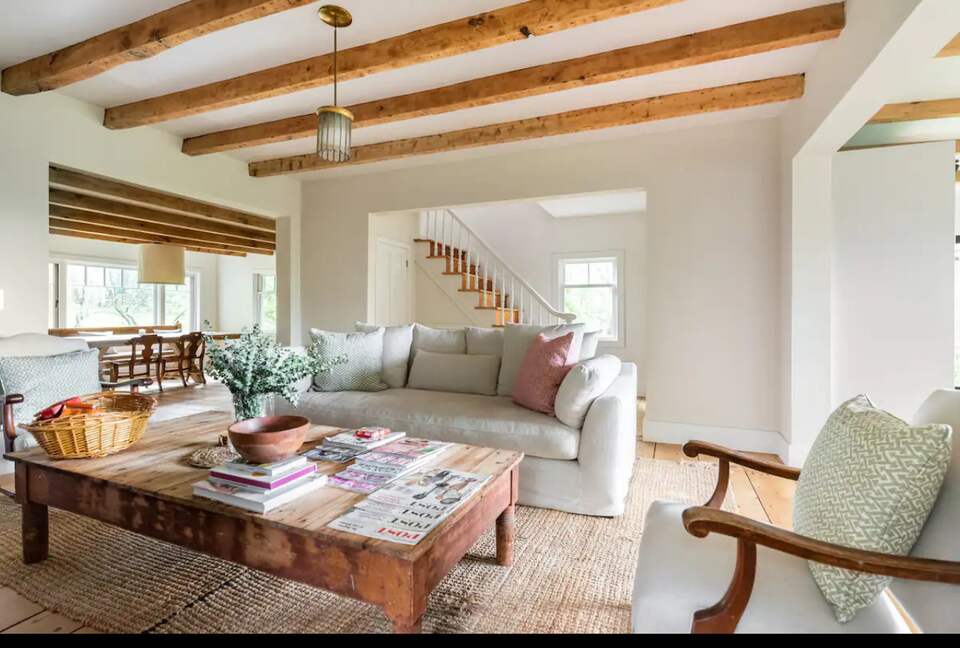 Hudson River Cottage with Scenic Views & Gardens - Saugerties, New York