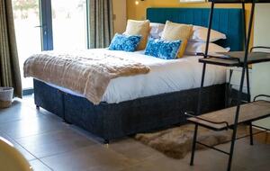 Stags Barn - Ashford, United Kingdom