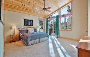Fabulous Truckee Retreat - Truckee, California
