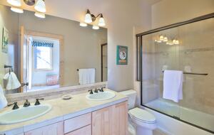 Fabulous Truckee Retreat - Truckee, California