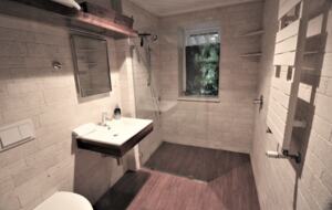 Lavender Hill Estate | Private 37 acres,1.5 hour from NYC, Heated Pool, Jacuzzi - Pine Bush, New York