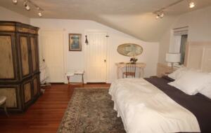 Lavender Hill Estate | Private 37 acres,1.5 hour from NYC, Heated Pool, Jacuzzi - Pine Bush, New York