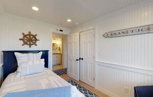 Stowaways - Nantucket, Massachusetts