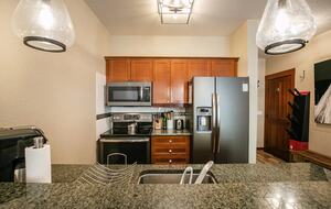 Luxury Alpine Retreat w Stunning Views & Summer/Fall Adventures at Palisades Tahoe - Olympic Valley, California