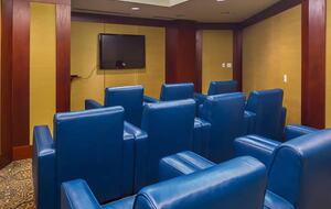 Luxury Alpine Retreat w Stunning Views & Summer/Fall Adventures at Palisades Tahoe - Olympic Valley, California