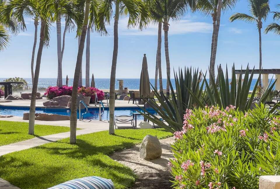 Las Mananitas | Oceanfront Ground Floor Villa Overlooking the Pools and Sea of Cortez! - San José del Cabo, Mexico