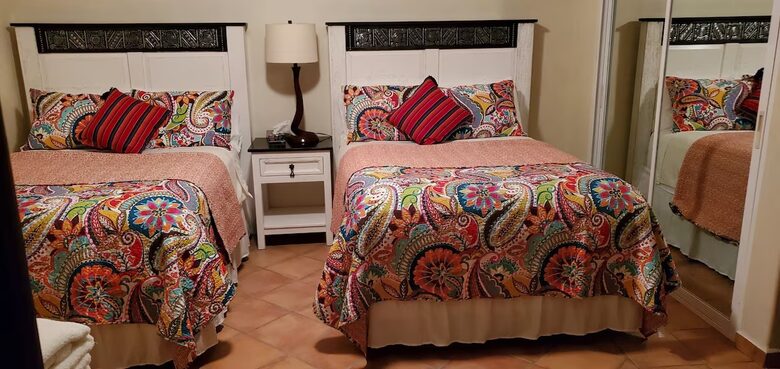 Las Mananitas | Oceanfront Ground Floor Villa Overlooking the Pools and Sea of Cortez! - San José del Cabo, Mexico