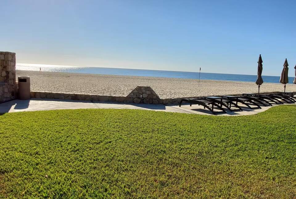 Las Mananitas | Oceanfront Ground Floor Villa Overlooking the Pools and Sea of Cortez! - San José del Cabo, Mexico