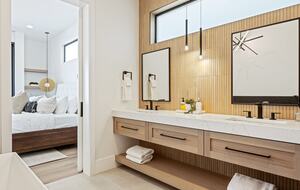 Desert Beach Paradise Palace - Saint George, Utah