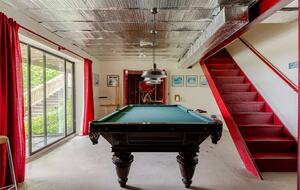 Basement game room
