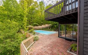 Classic Hudson River Home and Pool - Highland, New York