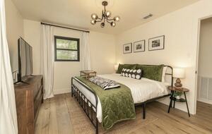 The Wildflower Haus- GORGEOUS Texas Hill Country! - Fredericksburg, Texas