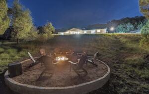 The Wildflower Haus- GORGEOUS Texas Hill Country! - Fredericksburg, Texas