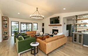 The Wildflower Haus- GORGEOUS Texas Hill Country! - Fredericksburg, Texas