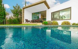 Modern Hill Top Golf Villa - Tsada, Cyprus
