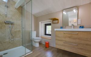 Mas De La Source Farmhouse - Aleyrac, France