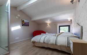 Mas De La Source Farmhouse - Aleyrac, France