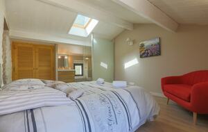 Mas De La Source Farmhouse - Aleyrac, France