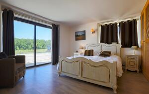 Mas De La Source Farmhouse - Aleyrac, France