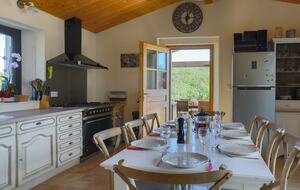 Mas De La Source Farmhouse - Aleyrac, France